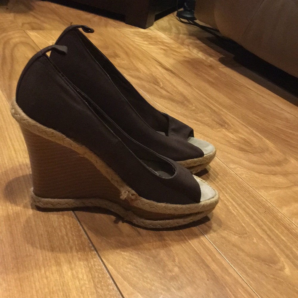 Wedges - Picture 2 of 5